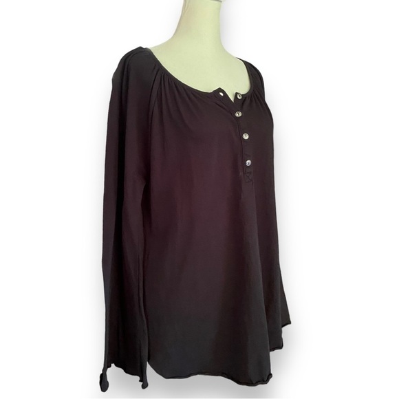 CHASER Bell Sleeve Shirred Henley in Black | Size Large - Picture 9 of 15